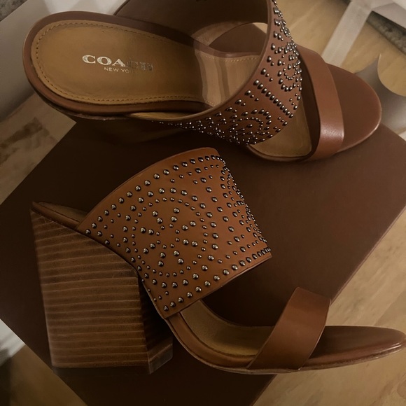 Perfect condition coach wedge leather heels - Picture 3 of 4